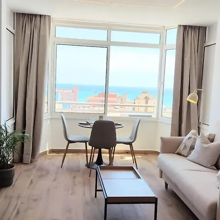 24 H Self Check-in Vistas Al Mar توريمولينوس