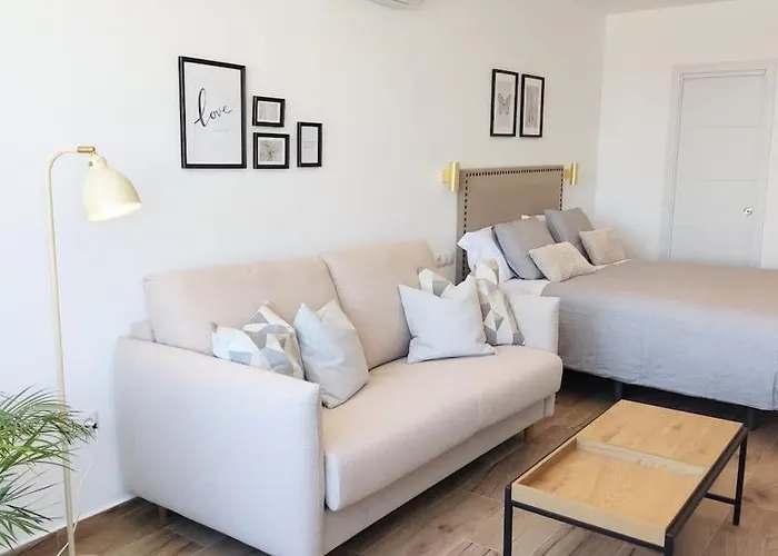 24 H Self Check-in Vistas Al Mar *